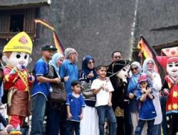 Libur Lebaran 2026, Istano Basa Pagaruyung di Serbu Wisatawan